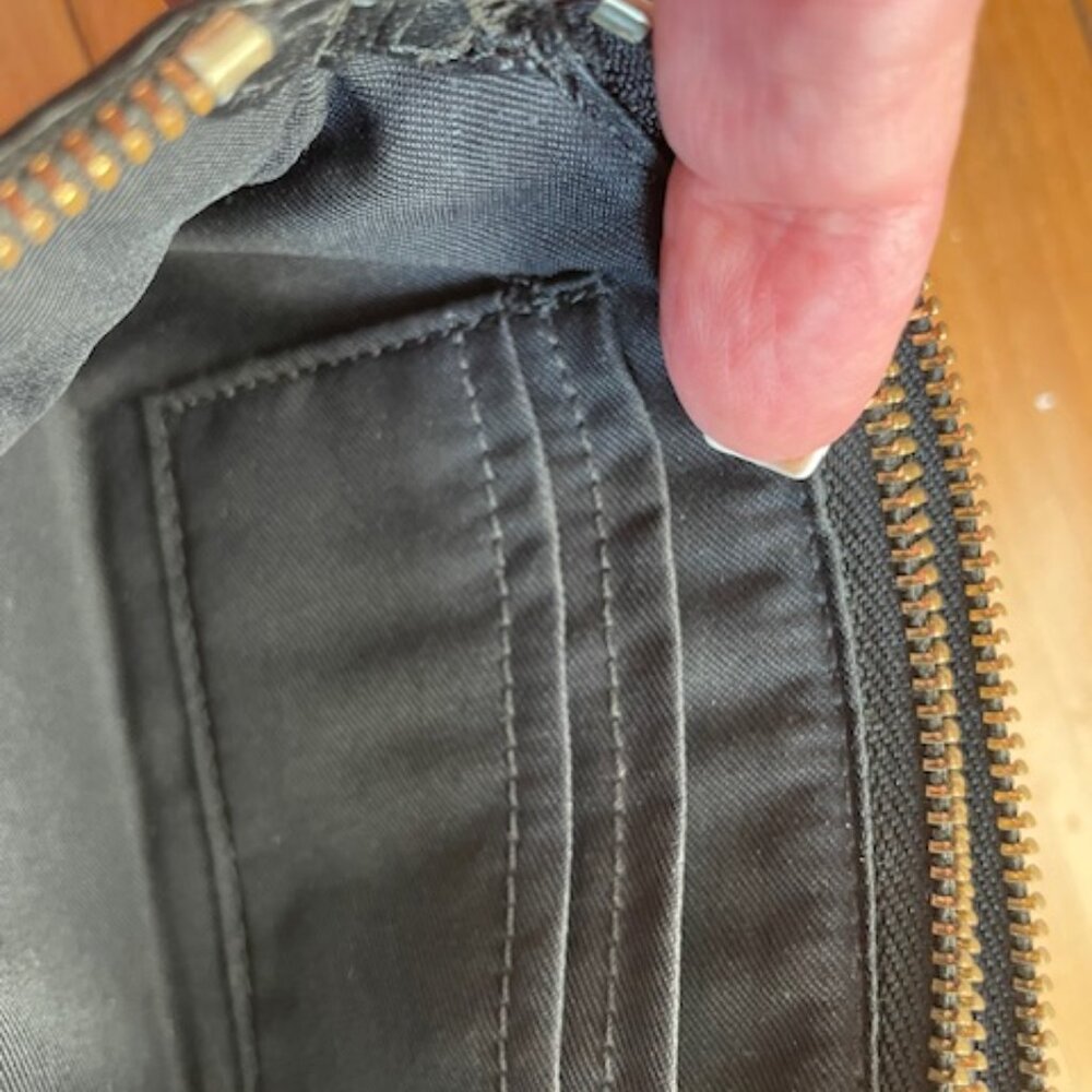 Coach Black Leather Essential Small Wristlet - Picture 5 of 7
